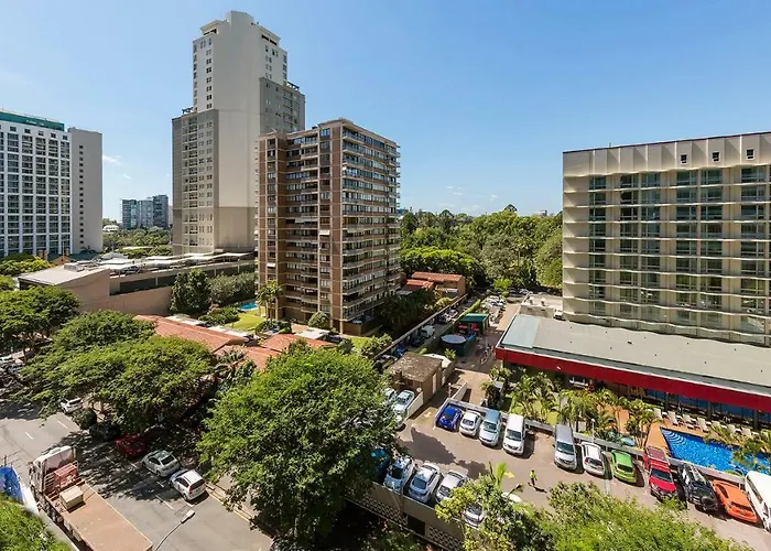 Oaks Brisbane On Margaret Suites